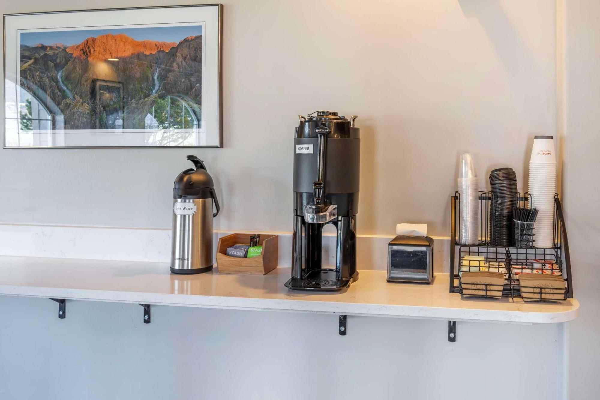 Surestay Plus By Best Western Enterprise Buitenkant foto